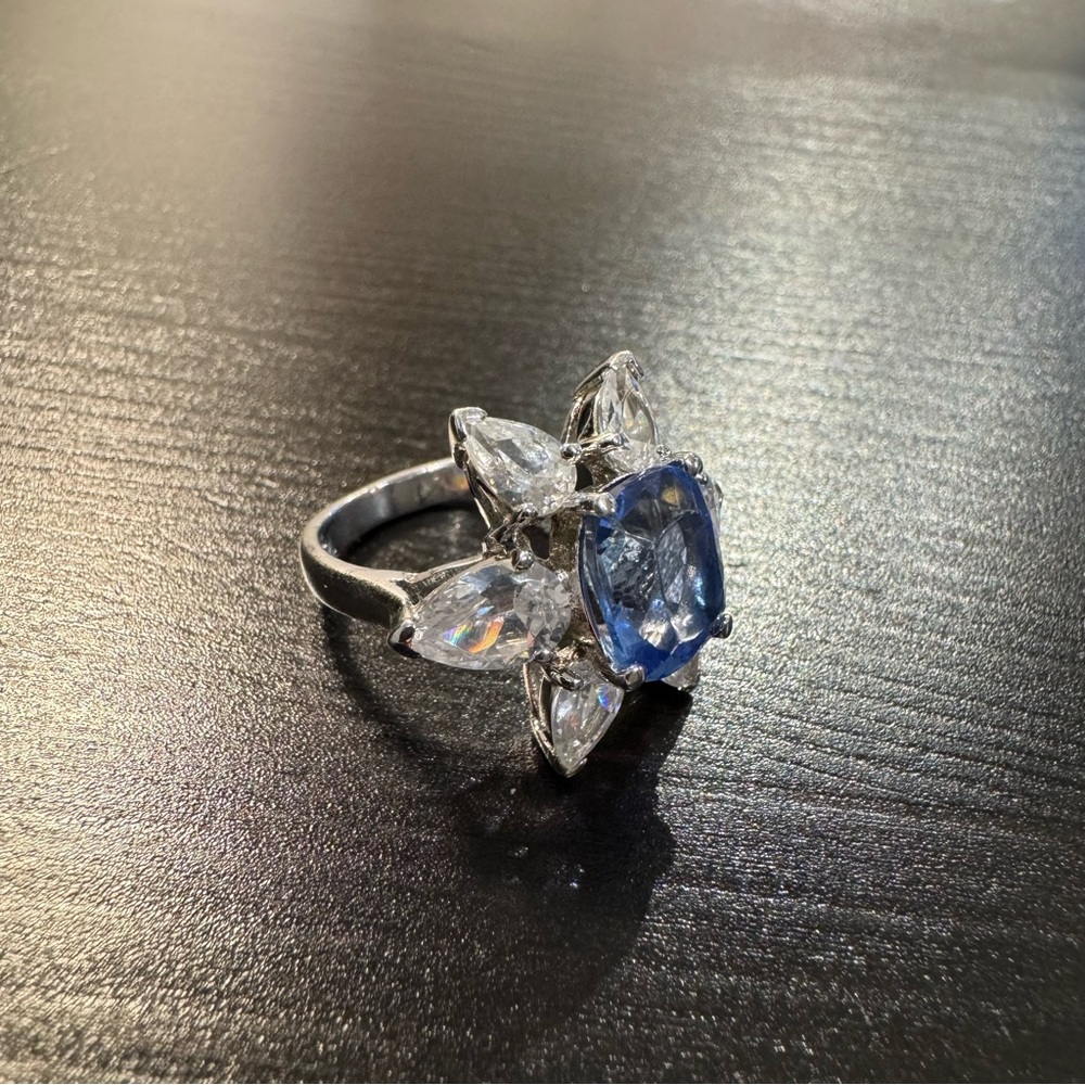 925 Sterling floral gemstone ring